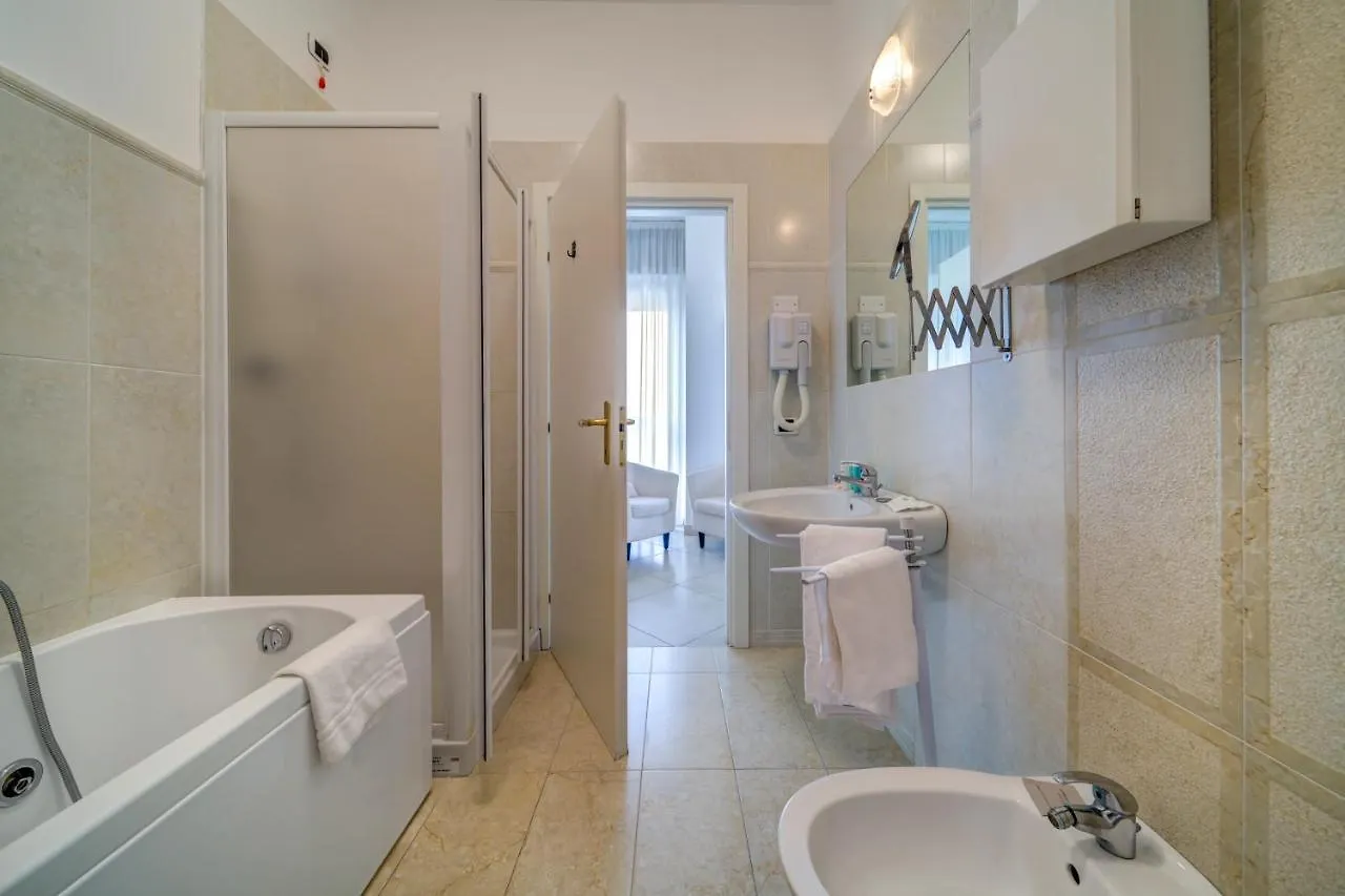 ***  Hotel Carlton Beach Rimini Italy