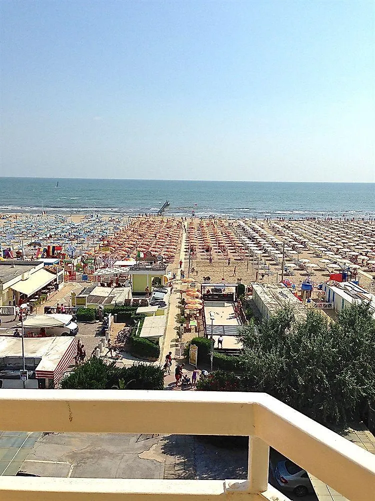 Hotel Carlton Beach Rimini