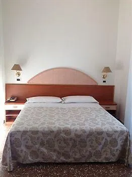Hotel Carlton Beach Rimini