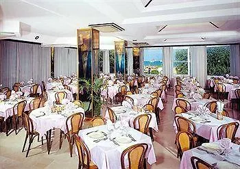 Hotel Carlton Beach Rimini