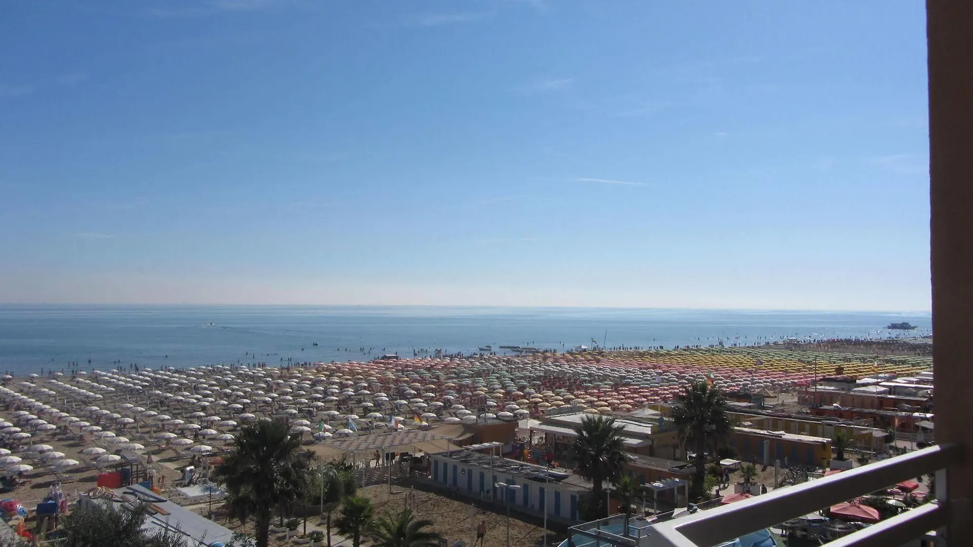 Hotel Carlton Beach Rimini